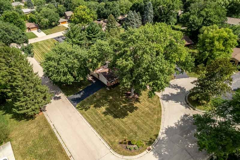 2823 Woodhill Drive Property Photo 18