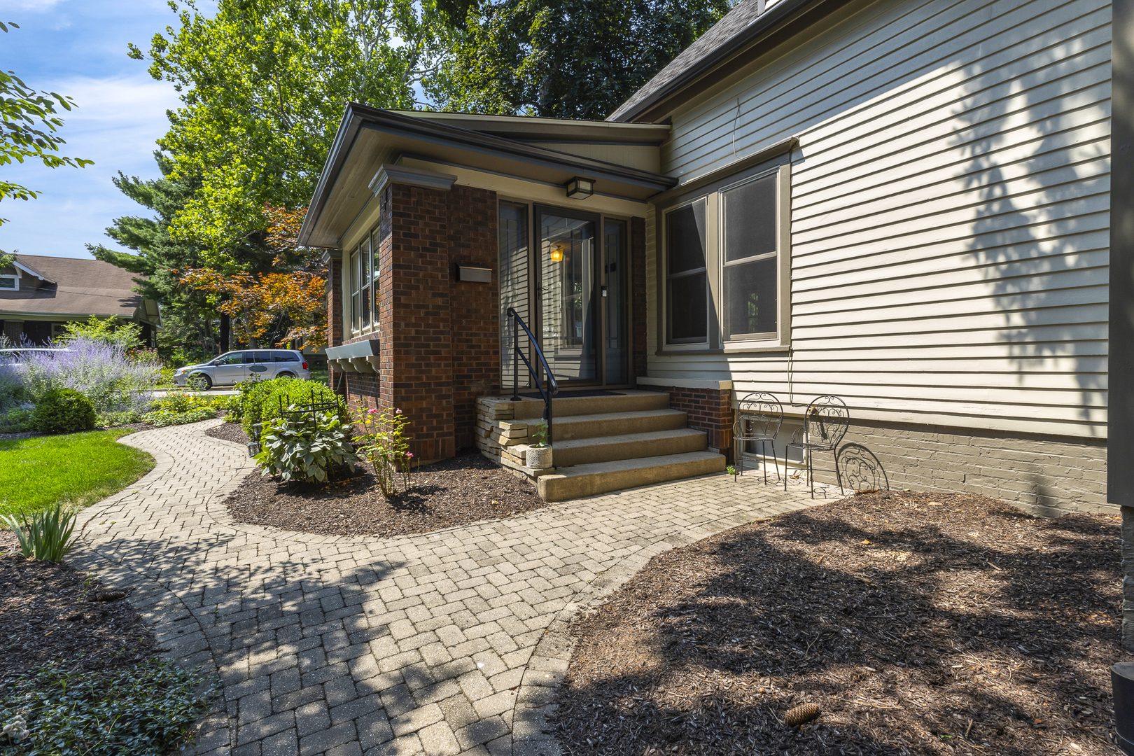 511 N Evergreen Avenue Property Photo 4
