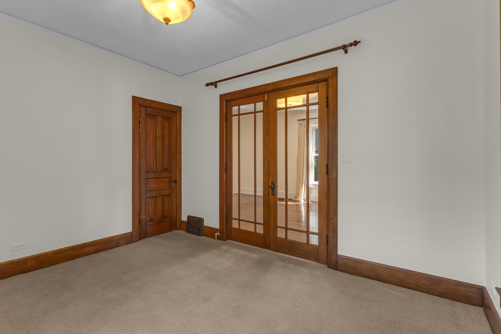 511 N Evergreen Avenue Property Photo 17