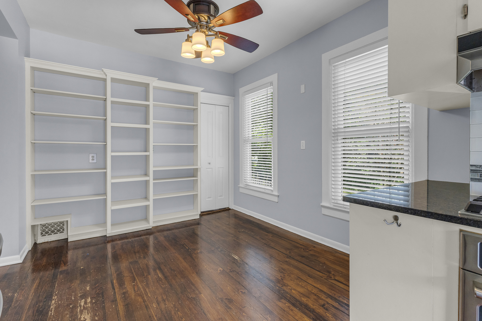 511 N Evergreen Avenue Property Photo 22
