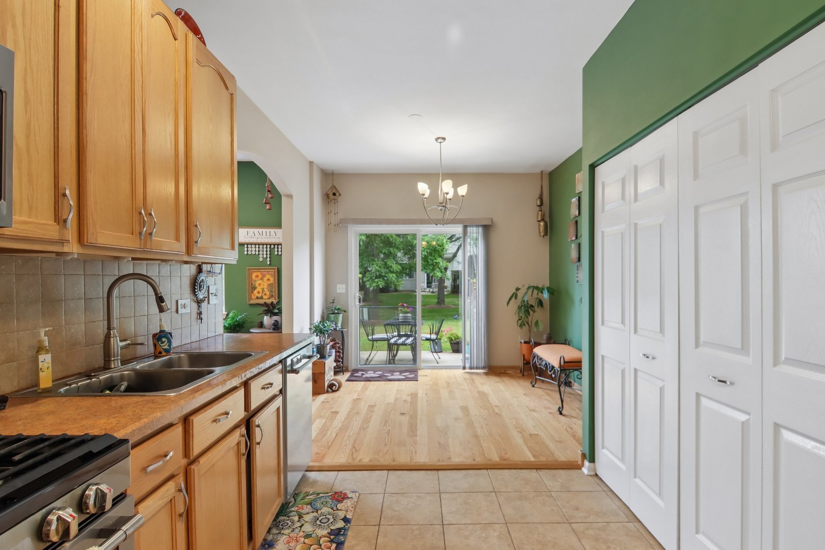 664 W Kristina Lane Property Photo 13