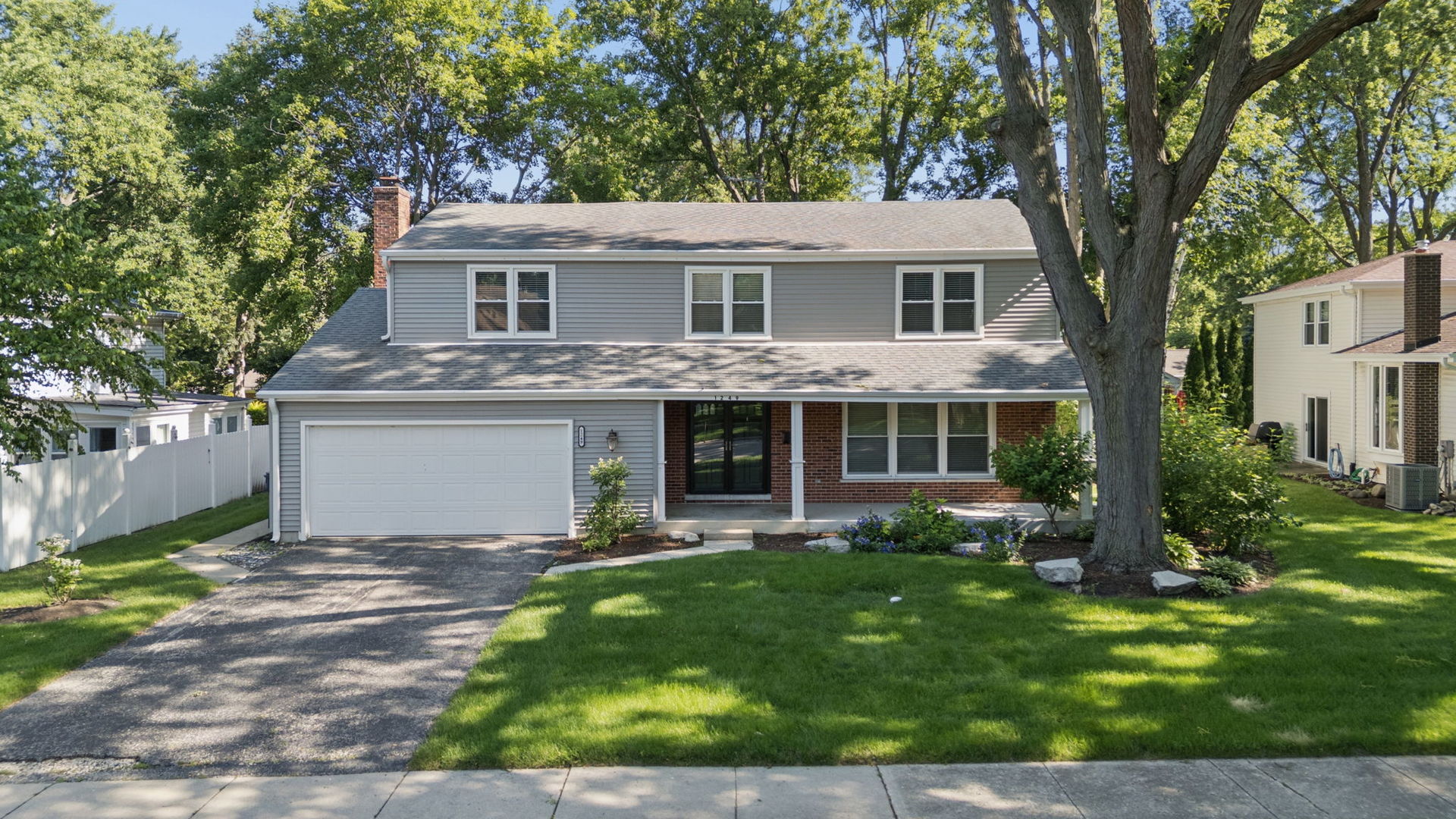 1249 Stonegate Road Property Photo 4