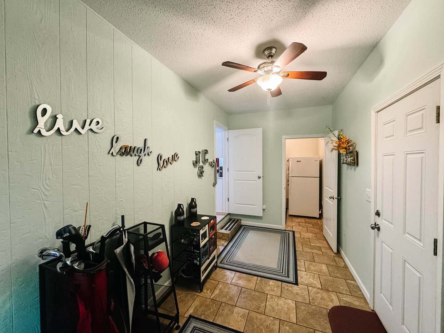 330 Glendale Drive Property Photo 15