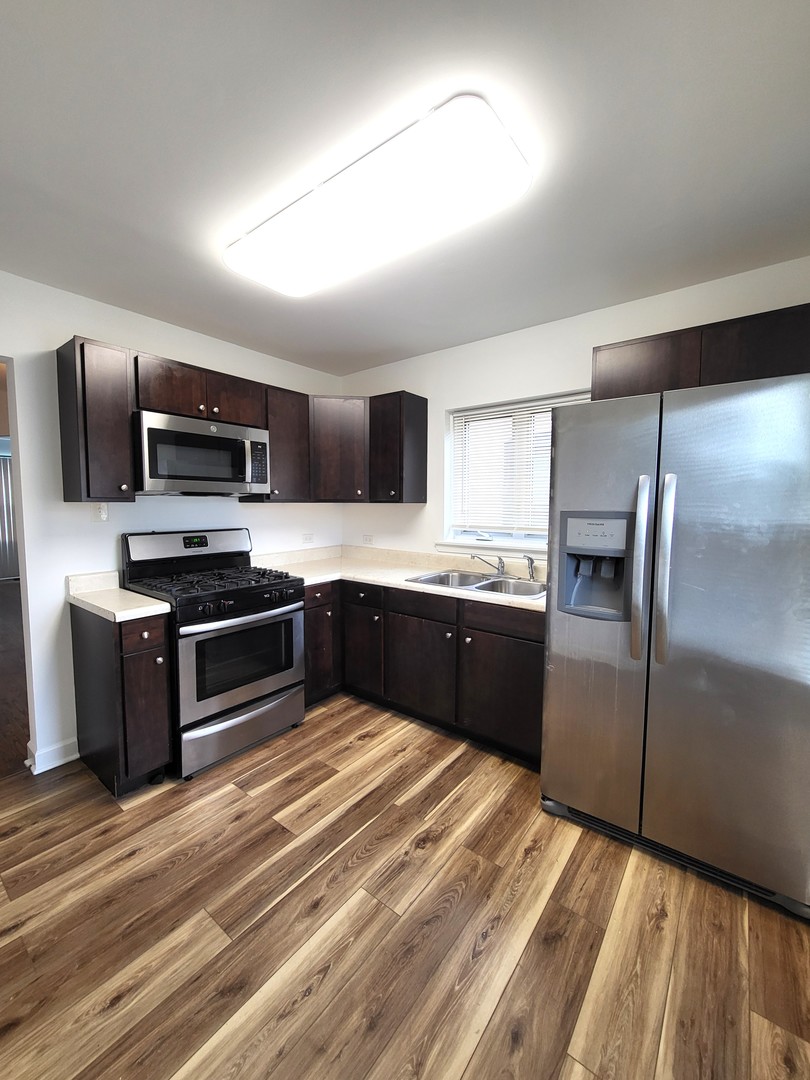 5655 S Normandy Avenue Property Photo 14
