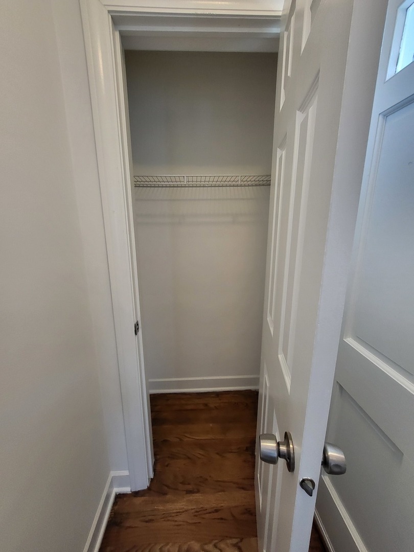 5655 S Normandy Avenue Property Photo 24