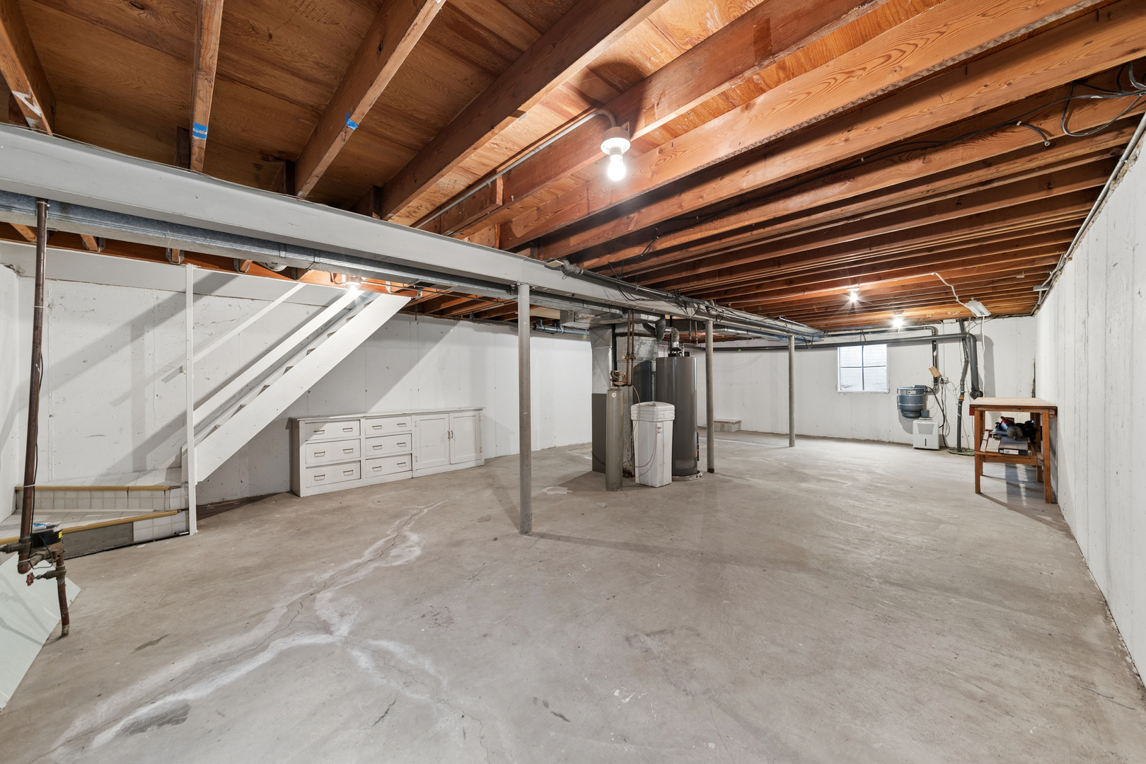 942 Cardiff Court Property Photo 15