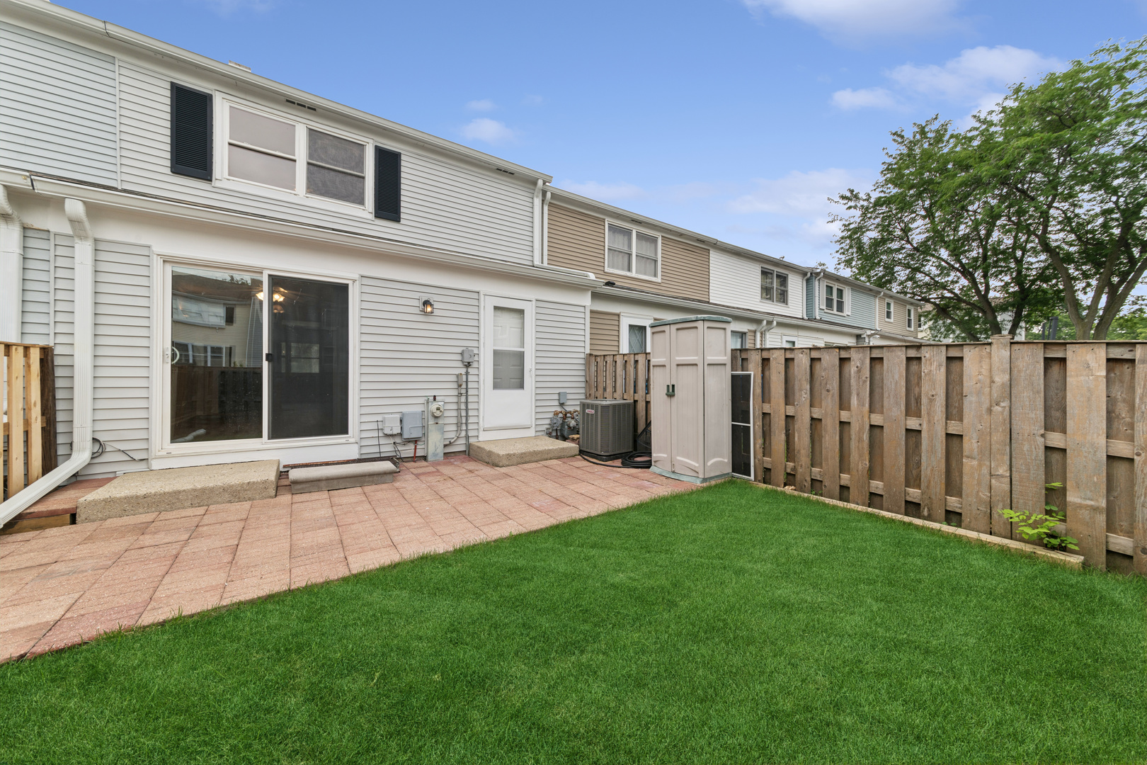 942 Cardiff Court Property Photo 19