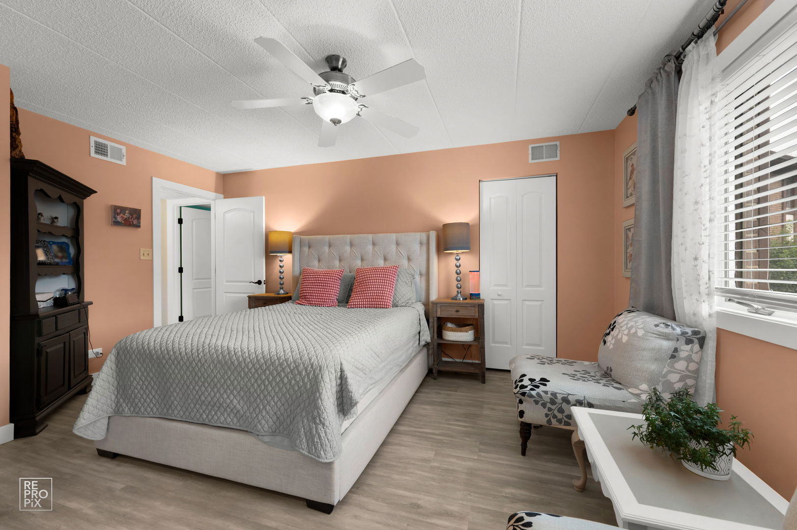 10572 S Palos Place D Property Photo 12