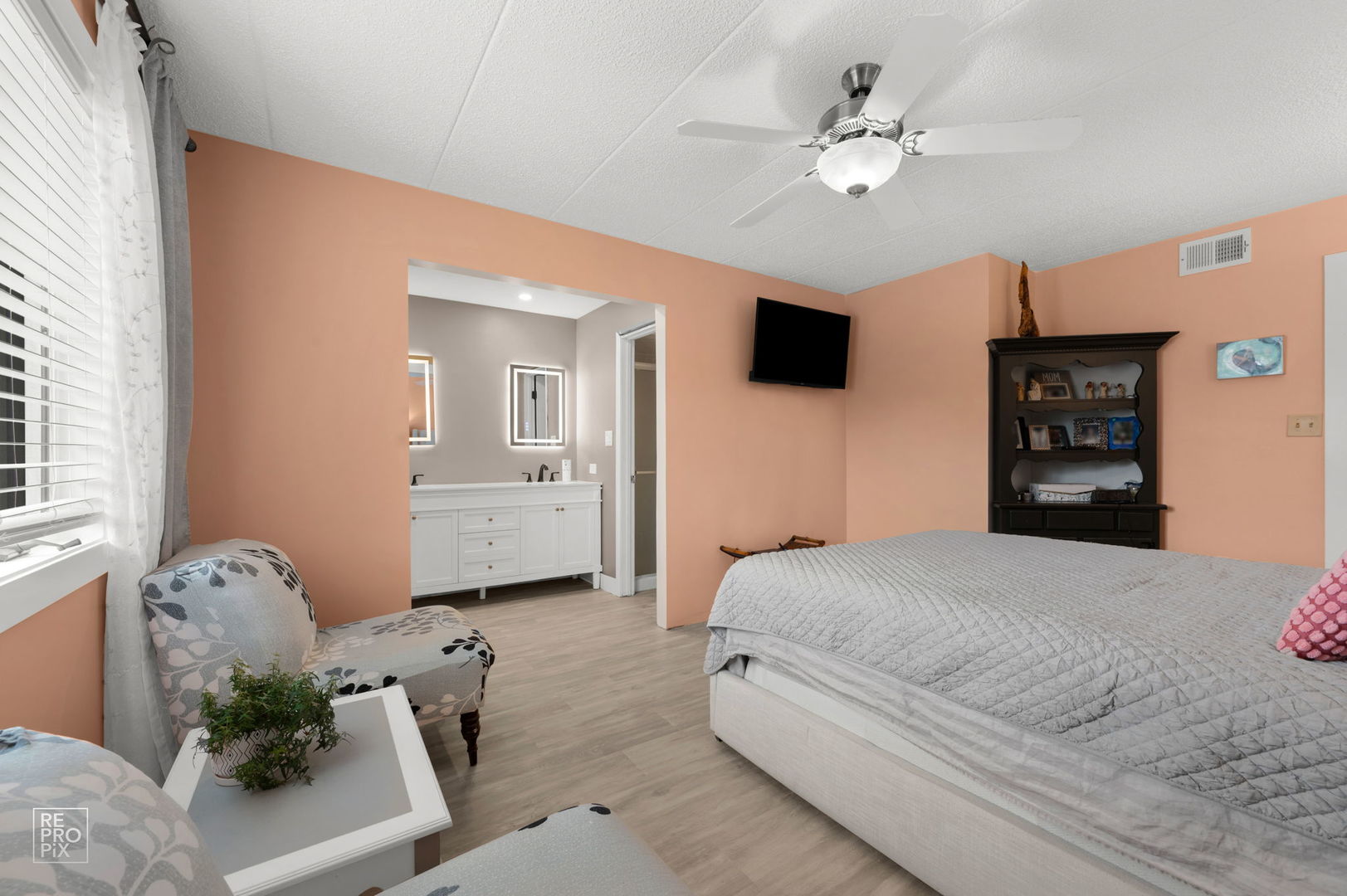 10572 S Palos Place D Property Photo 13