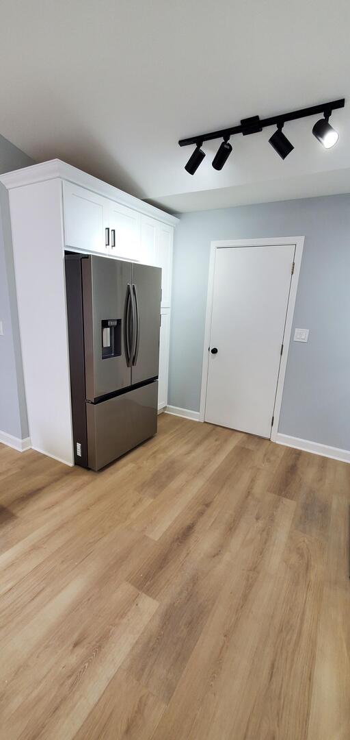 2436 W Salem Court B2 Property Photo 7