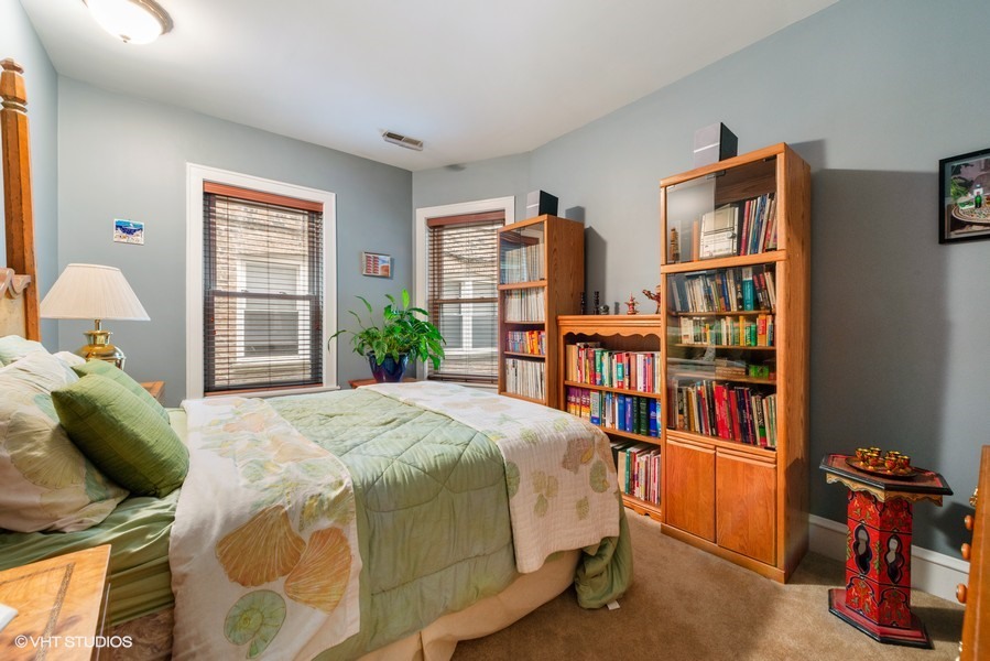 844 W Agatite Avenue 2w Property Photo 14