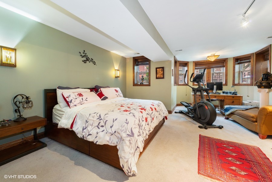 844 W Agatite Avenue 2w Property Photo 20