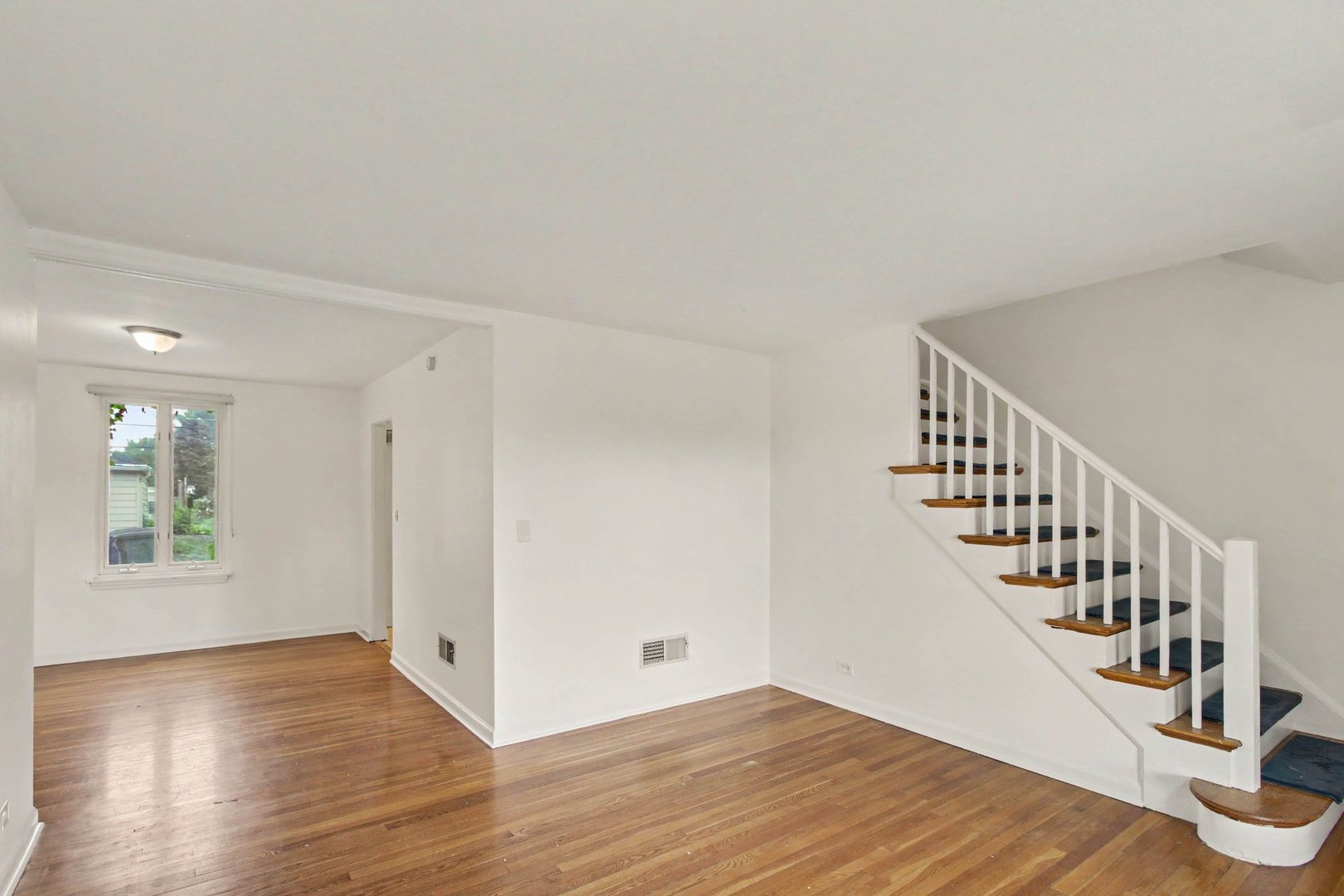 706 Broadview Avenue Property Photo 4