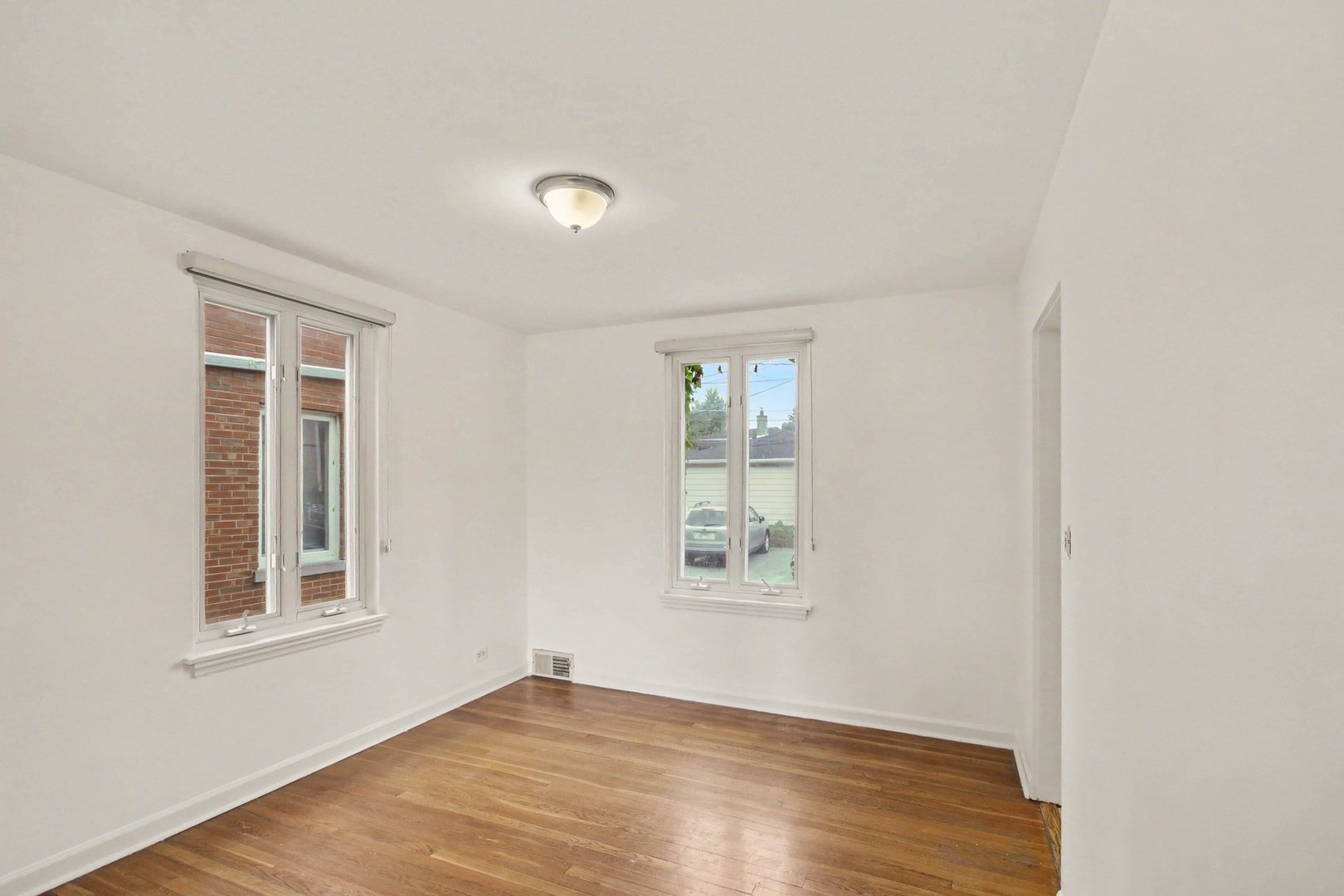 706 Broadview Avenue Property Photo 7