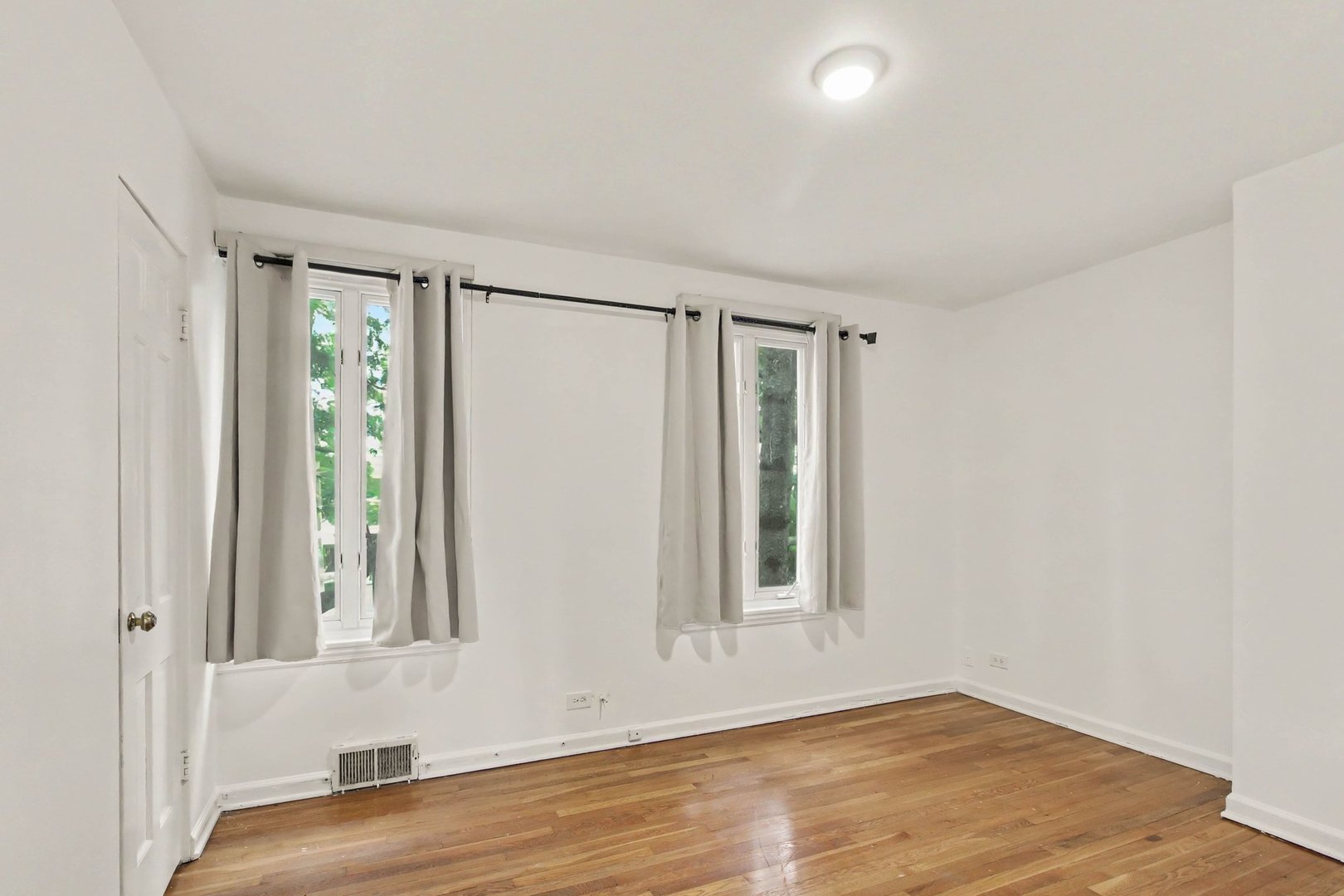 706 Broadview Avenue Property Photo 13
