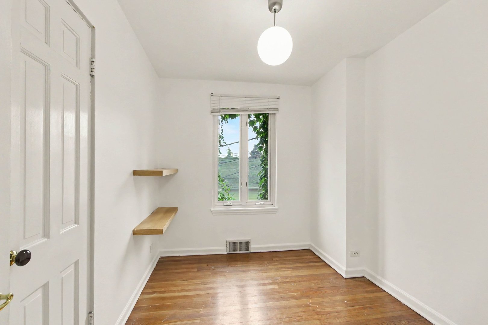 706 Broadview Avenue Property Photo 17