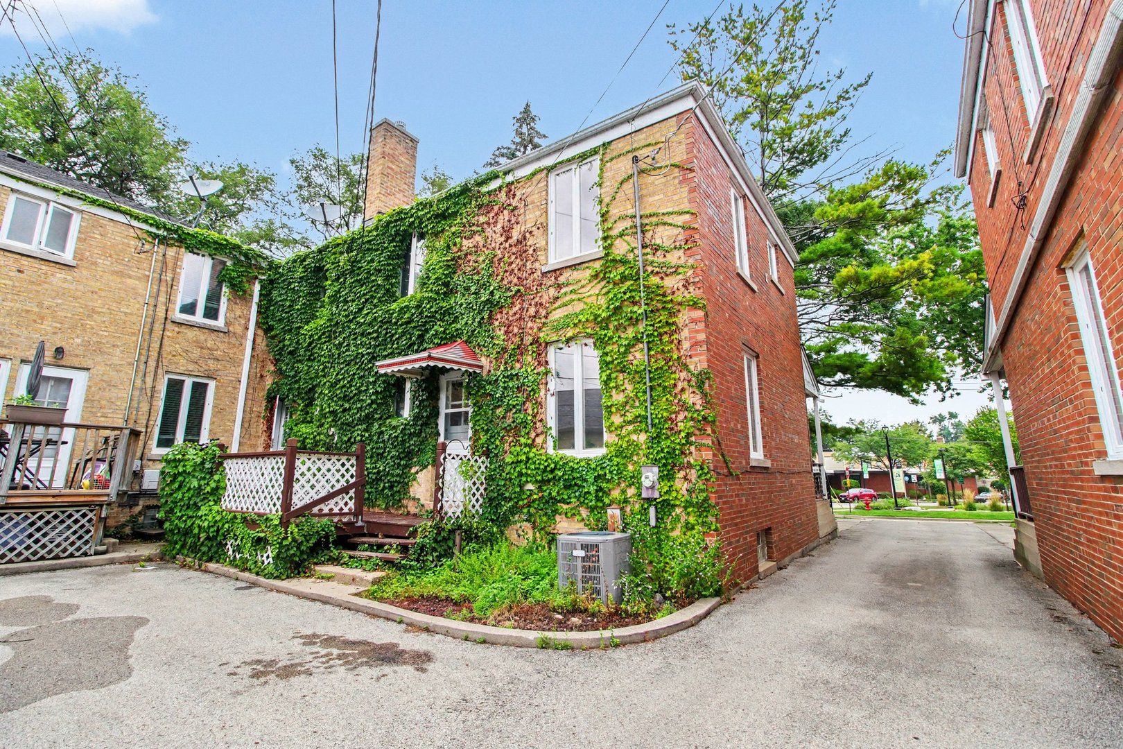 706 Broadview Avenue Property Photo 29