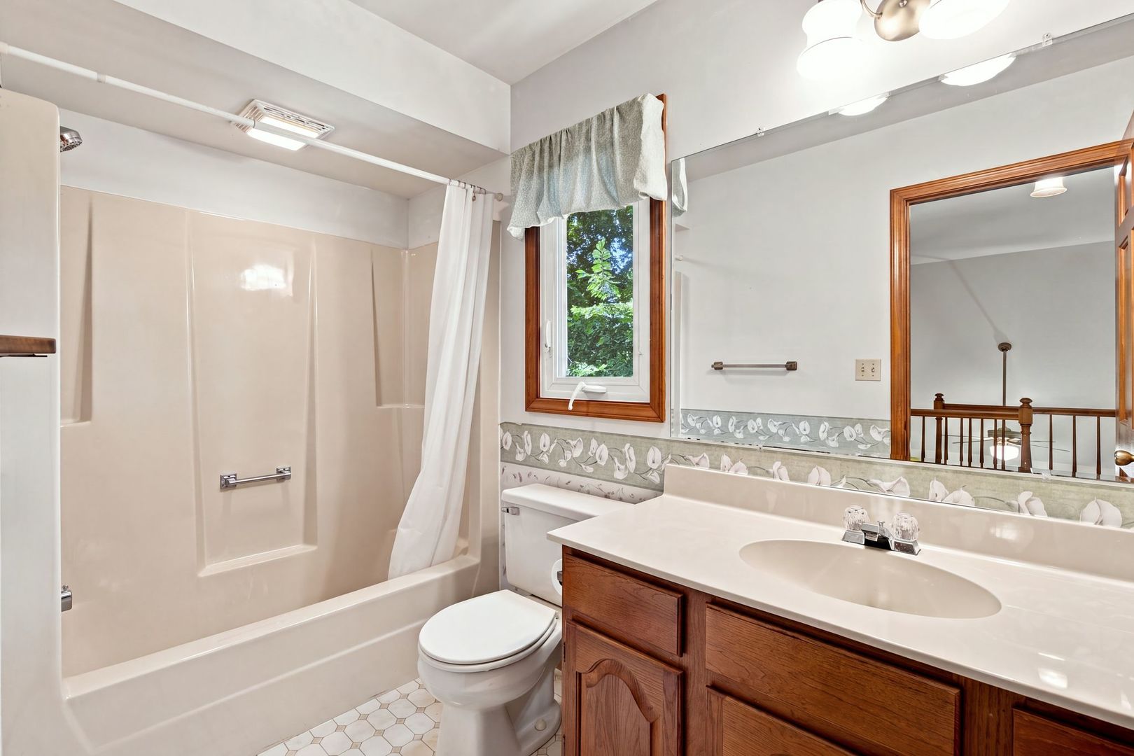 520 Glenwood Trail Property Photo 37