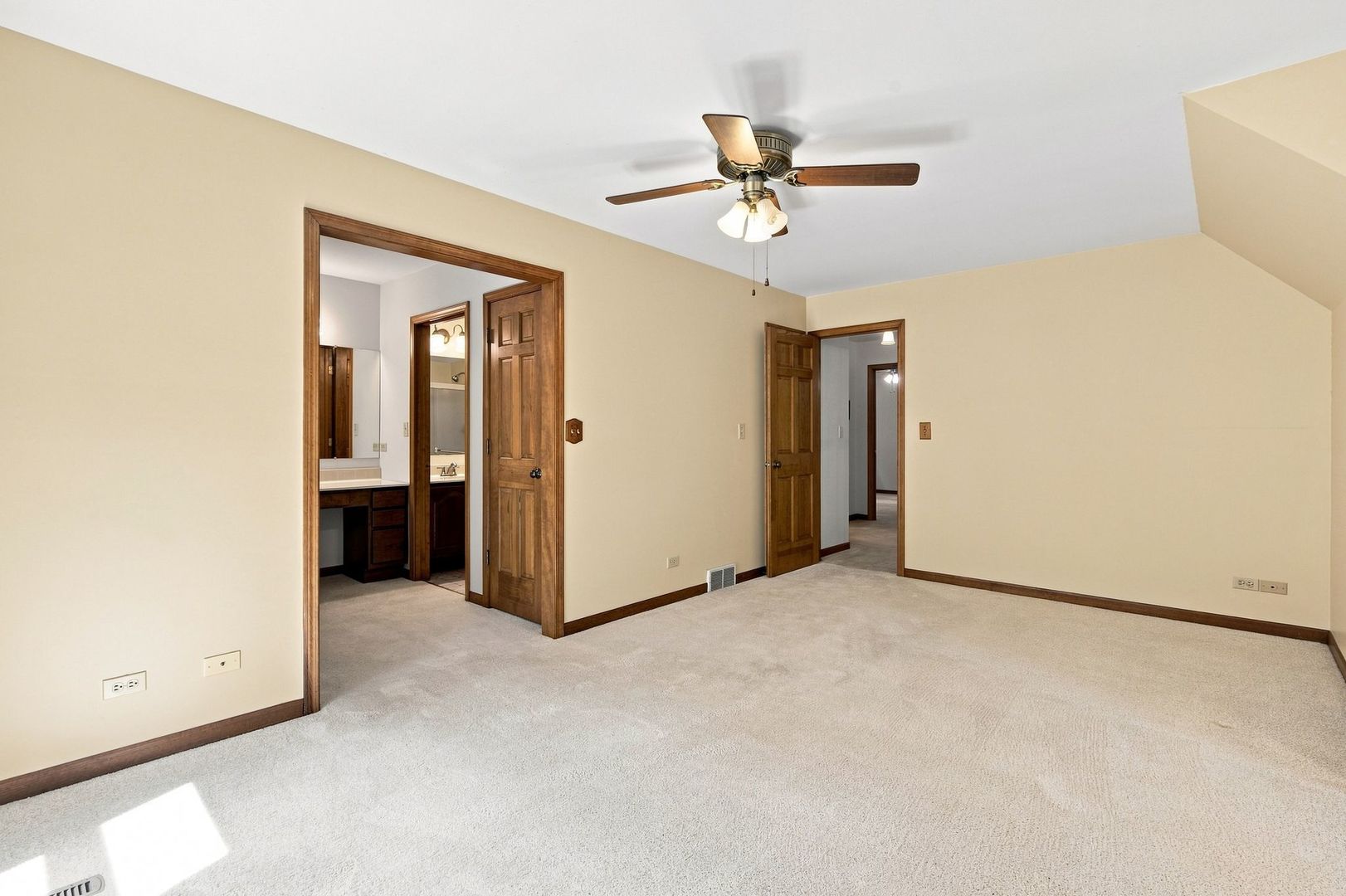 520 Glenwood Trail Property Photo 39