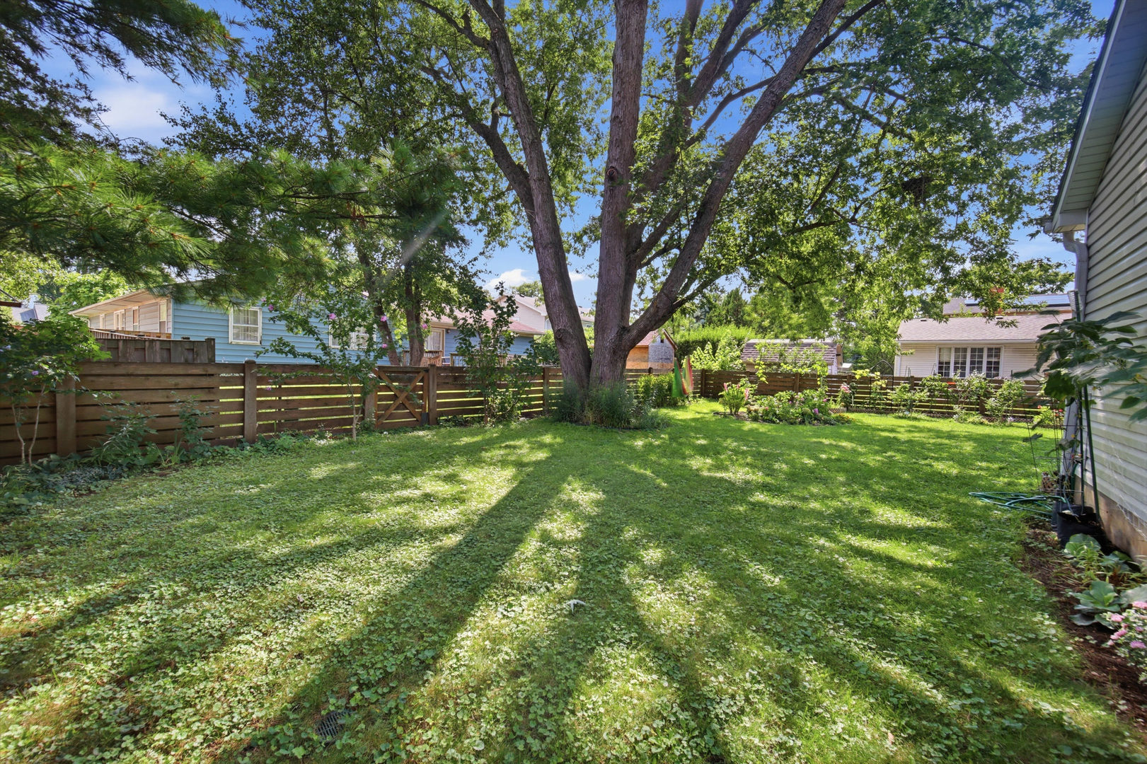17 Whitehall Court Property Photo 26