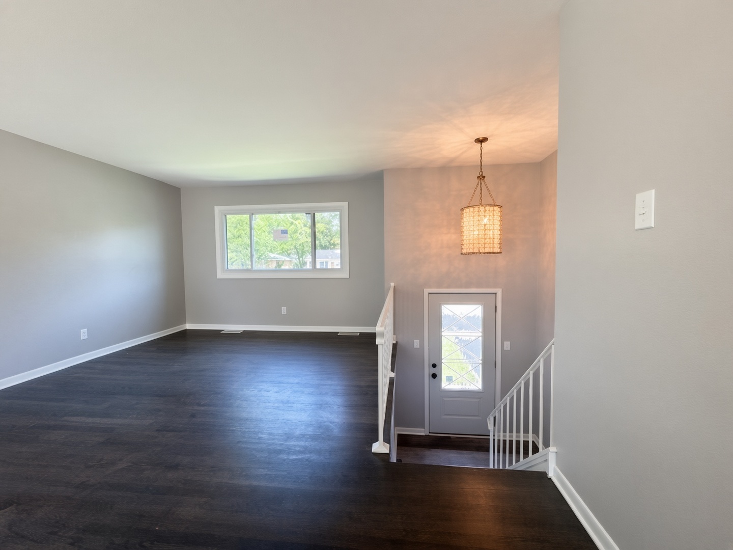 720 Blackhawk Drive Property Photo 2