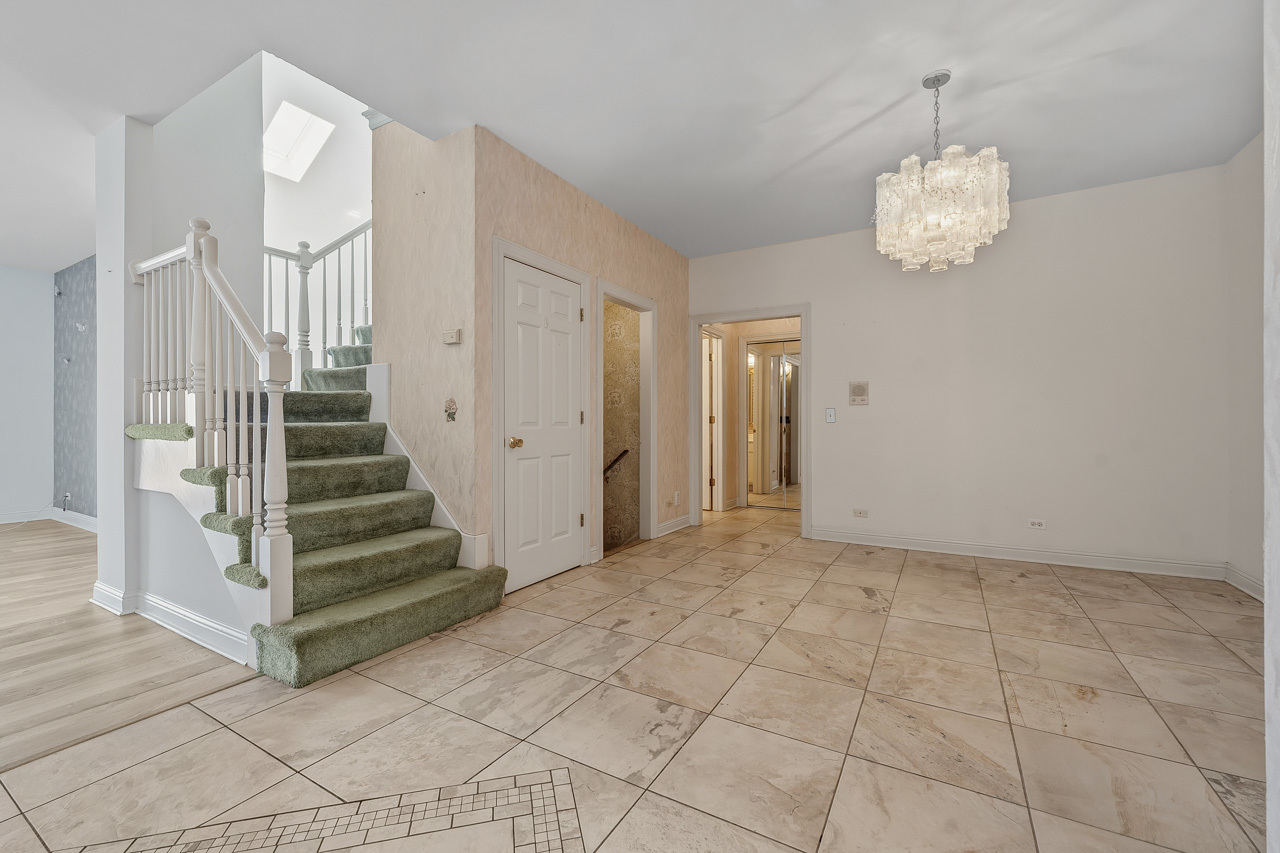 29 Chancel Lane Property Photo 6