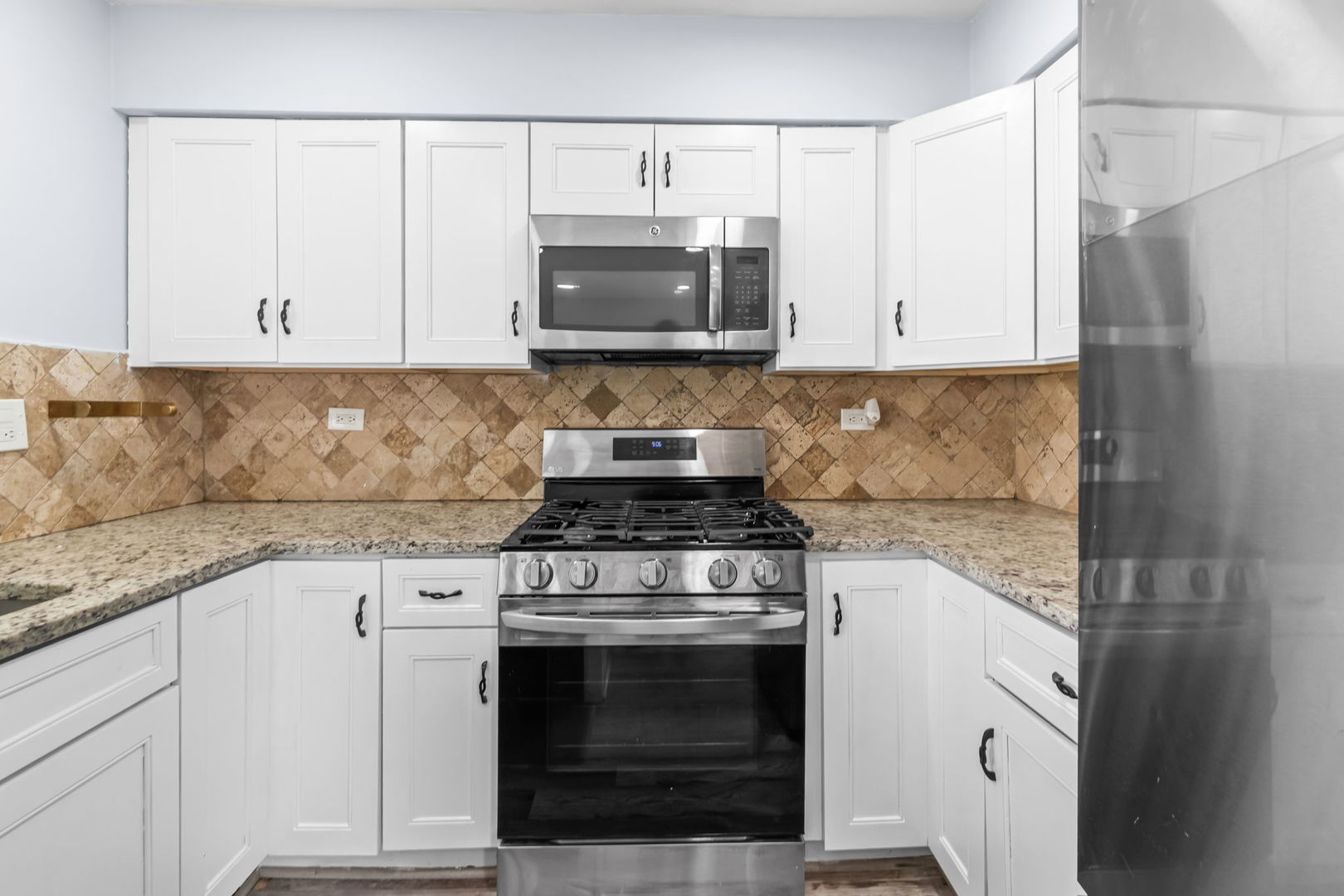 761 Colorado Court Property Photo 12