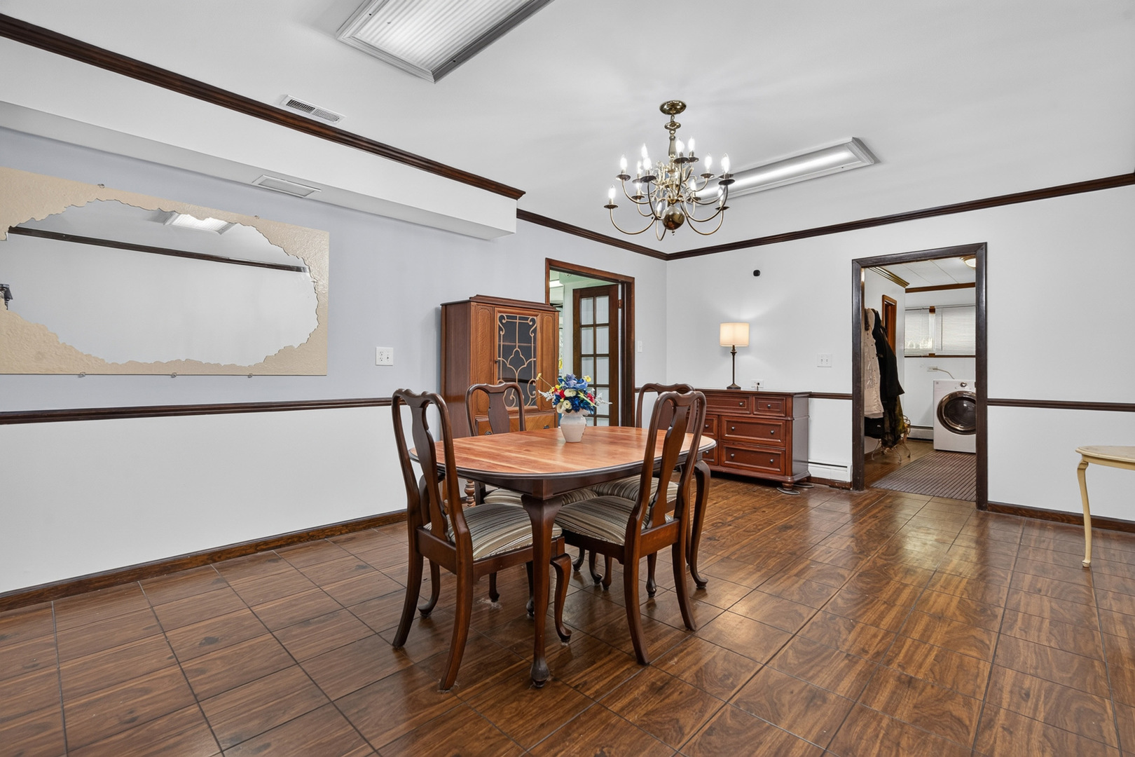 1208 Getzelman Trail Property Photo 9