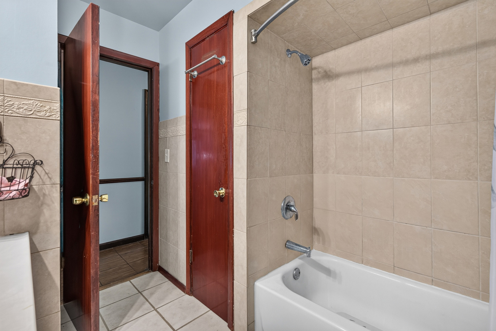 1208 Getzelman Trail Property Photo 23