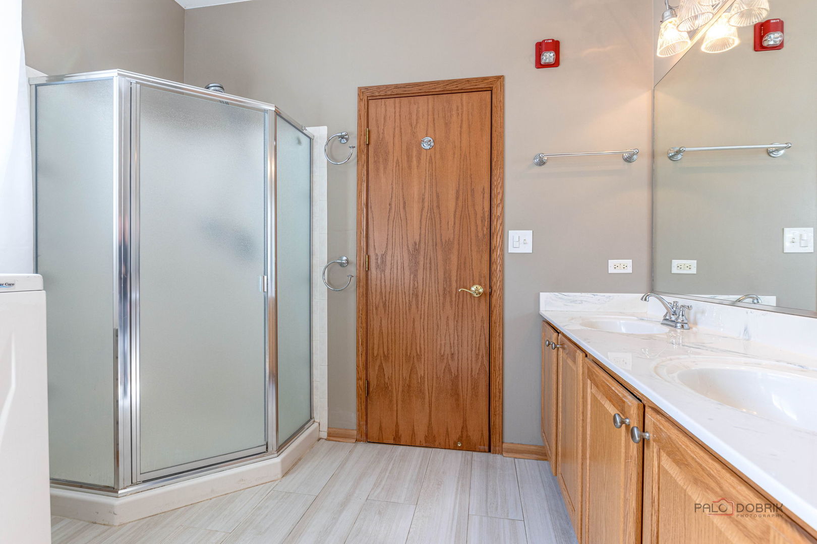 306 Greenview Lane Property Photo 11