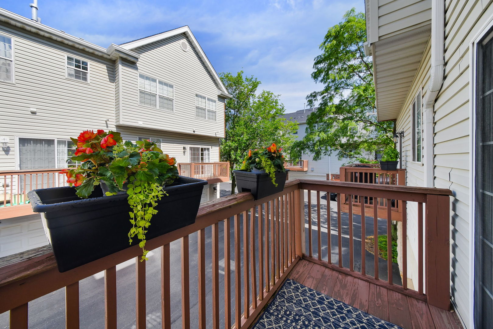 834 Shandrew Drive Property Photo 9