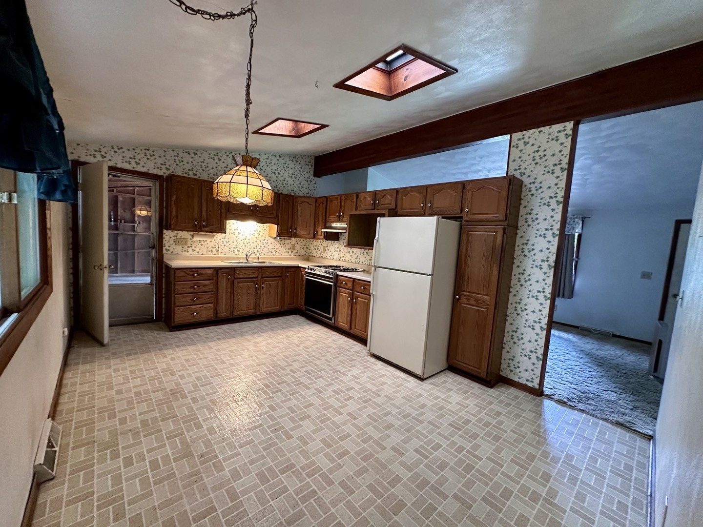 895 Thenius Road Property Photo 11