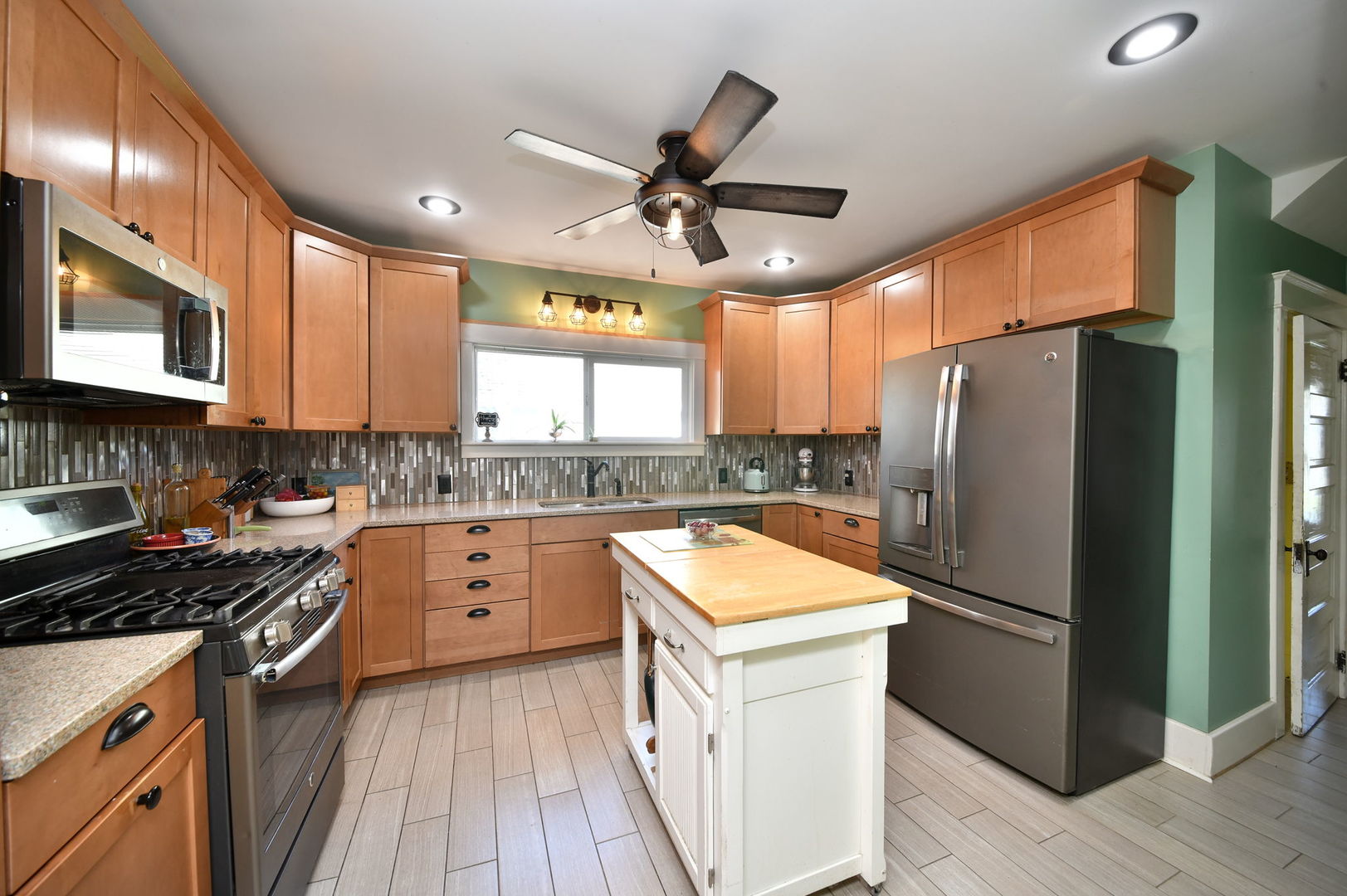 23 S Mallory Avenue Property Photo 6