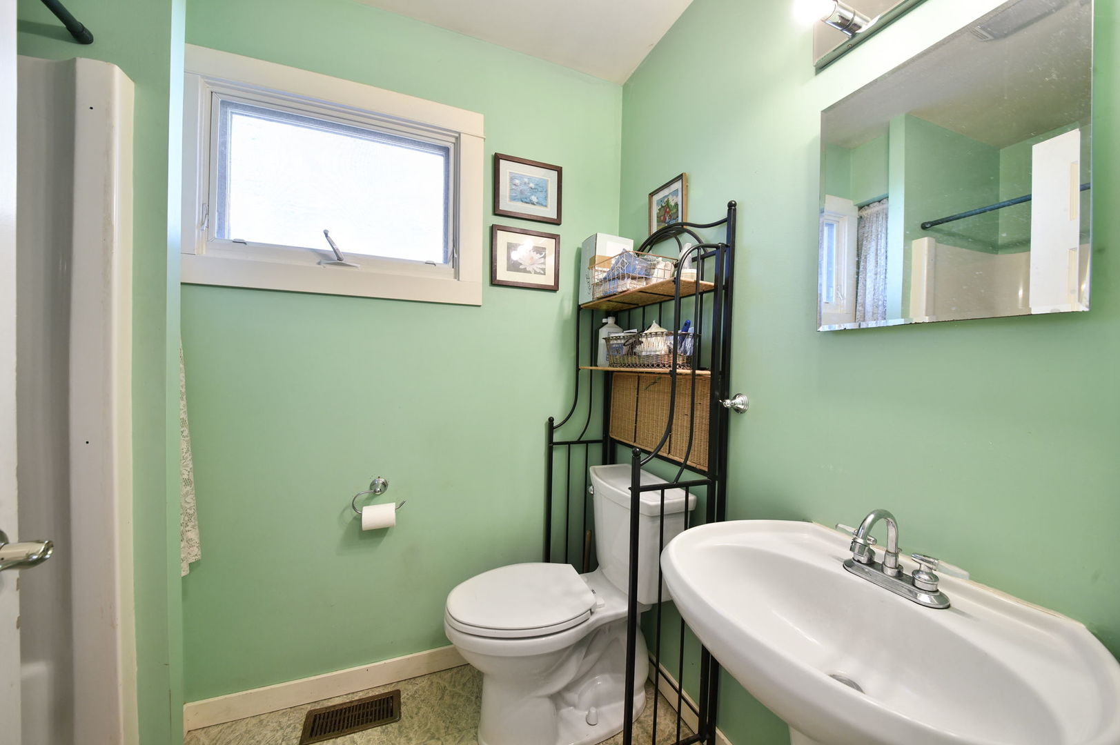 23 S Mallory Avenue Property Photo 8
