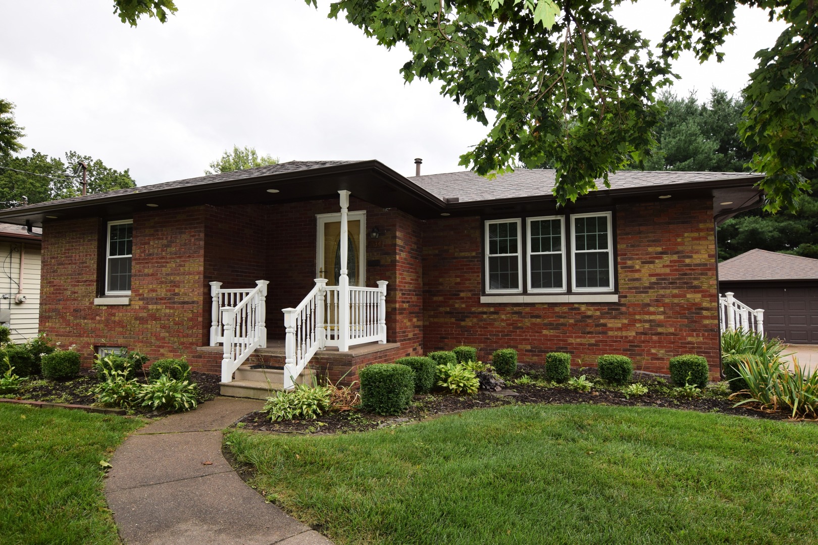 634 N Meadow Street Property Photo 1