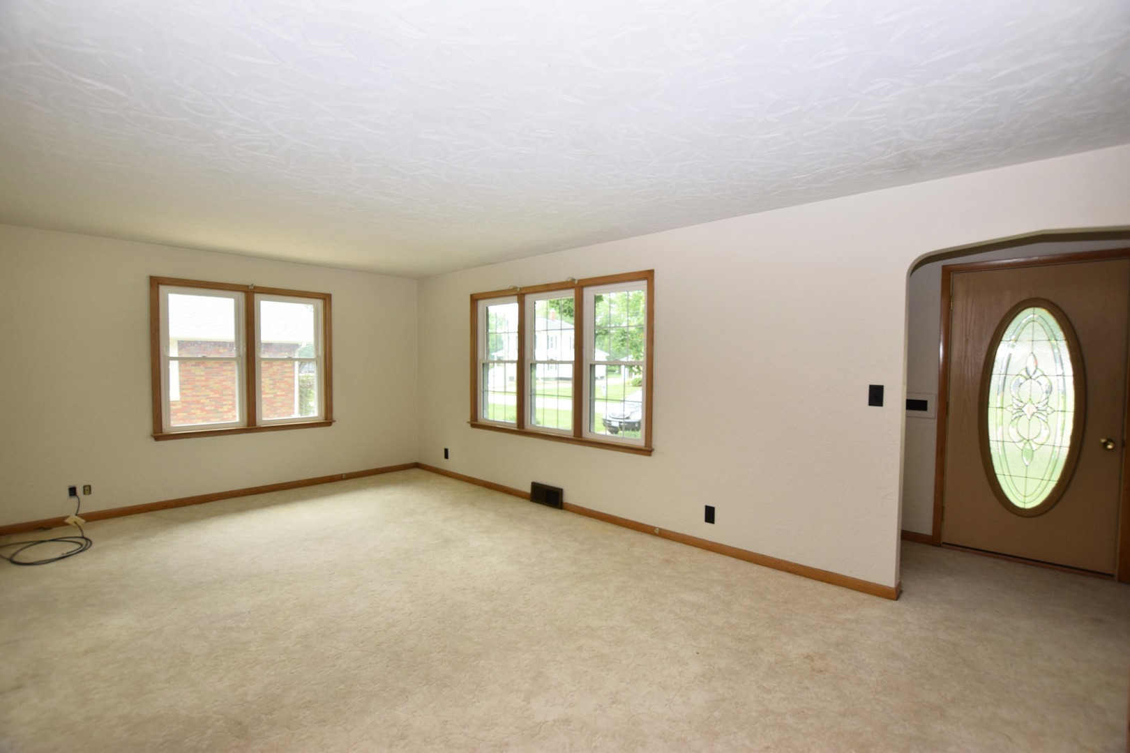 634 N Meadow Street Property Photo 14