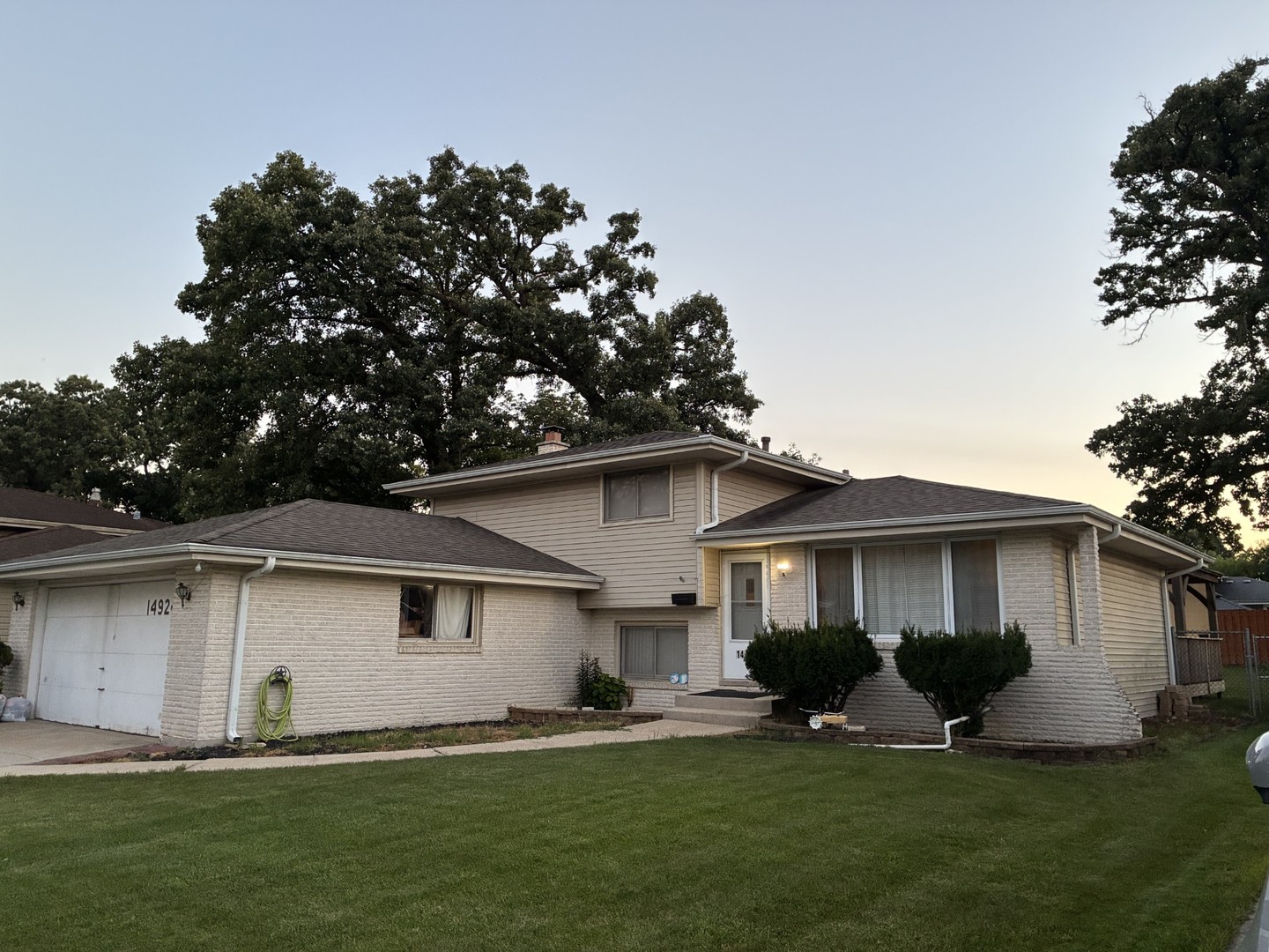 14924 Knox Avenue Property Photo