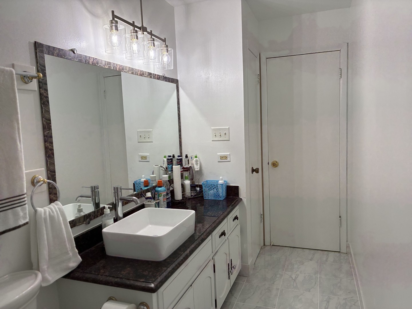 14924 Knox Avenue Property Photo 6