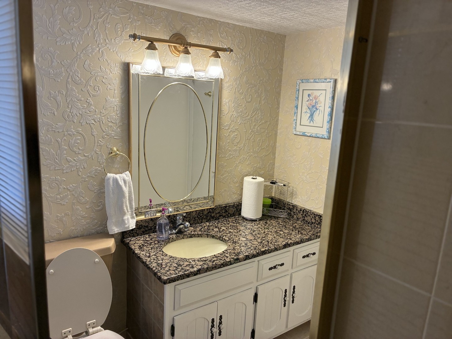 14924 Knox Avenue Property Photo 8