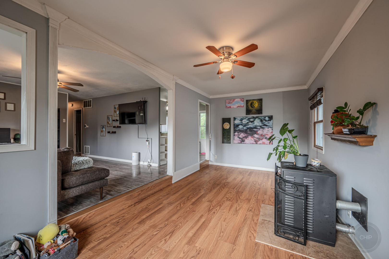 404 Kenyon Avenue Property Photo 10