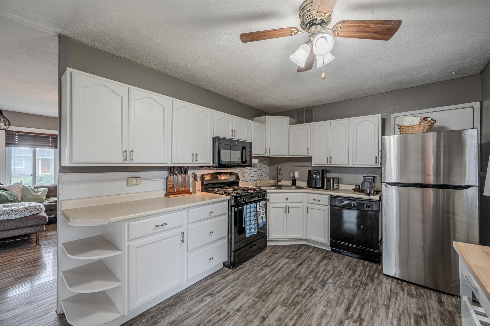 404 Kenyon Avenue Property Photo 15