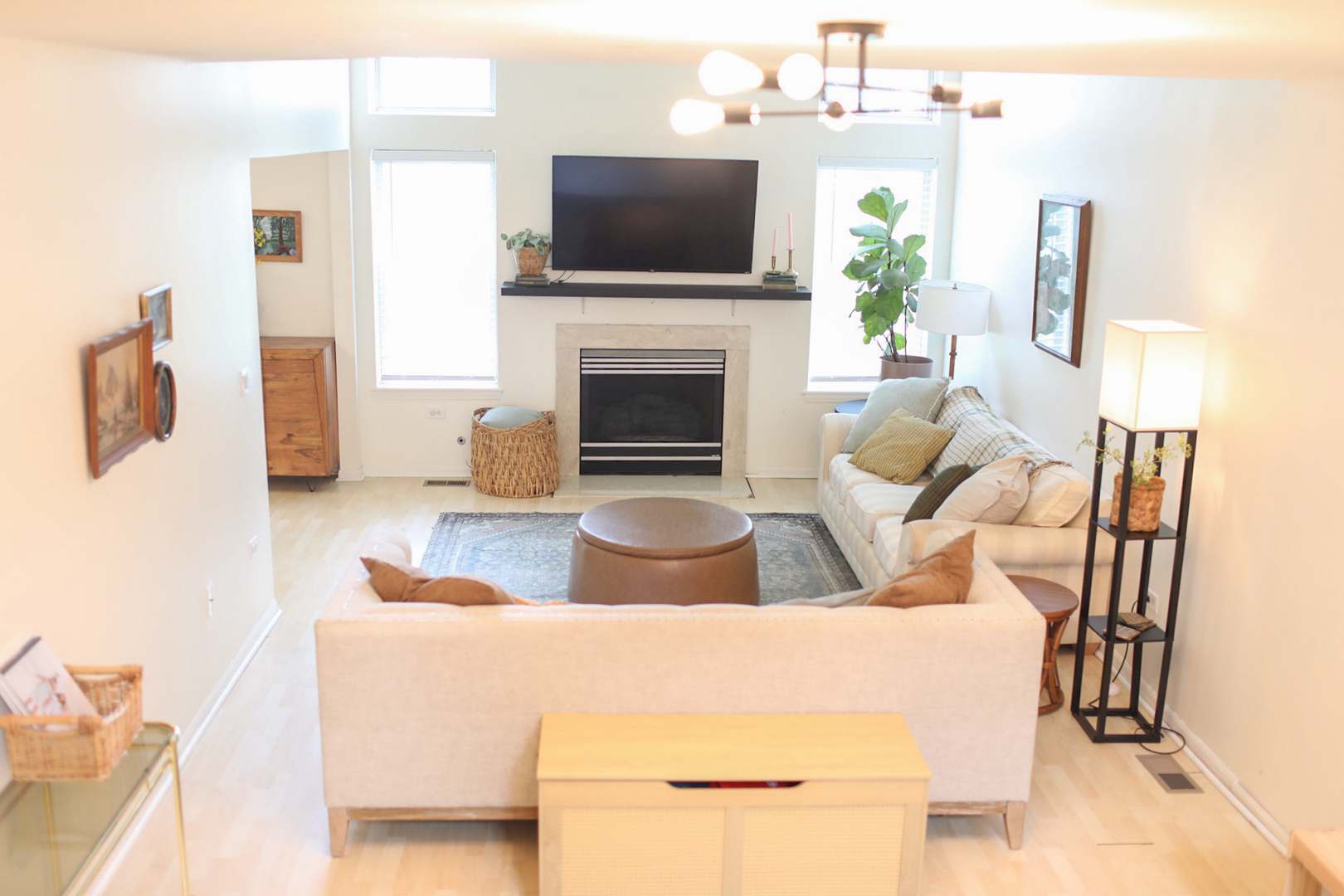 2324 College Green Drive Property Photo 4