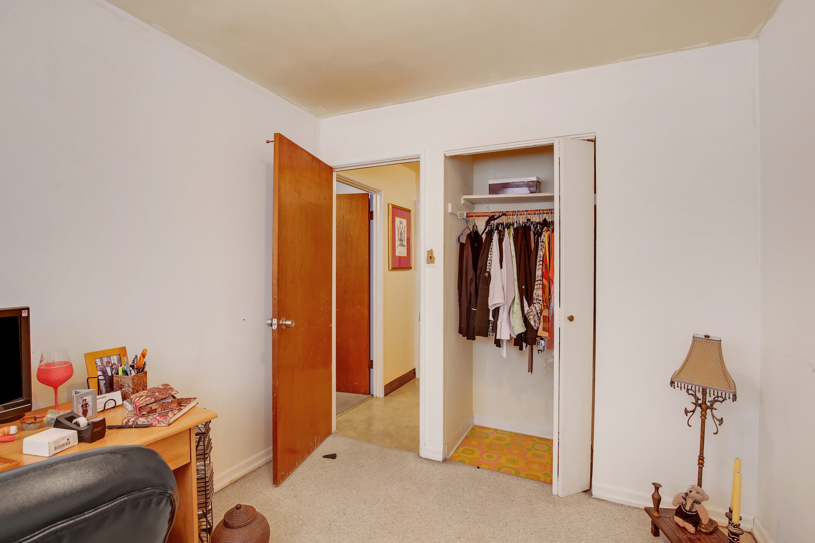 1383 Greenbay Avenue Property Photo 8