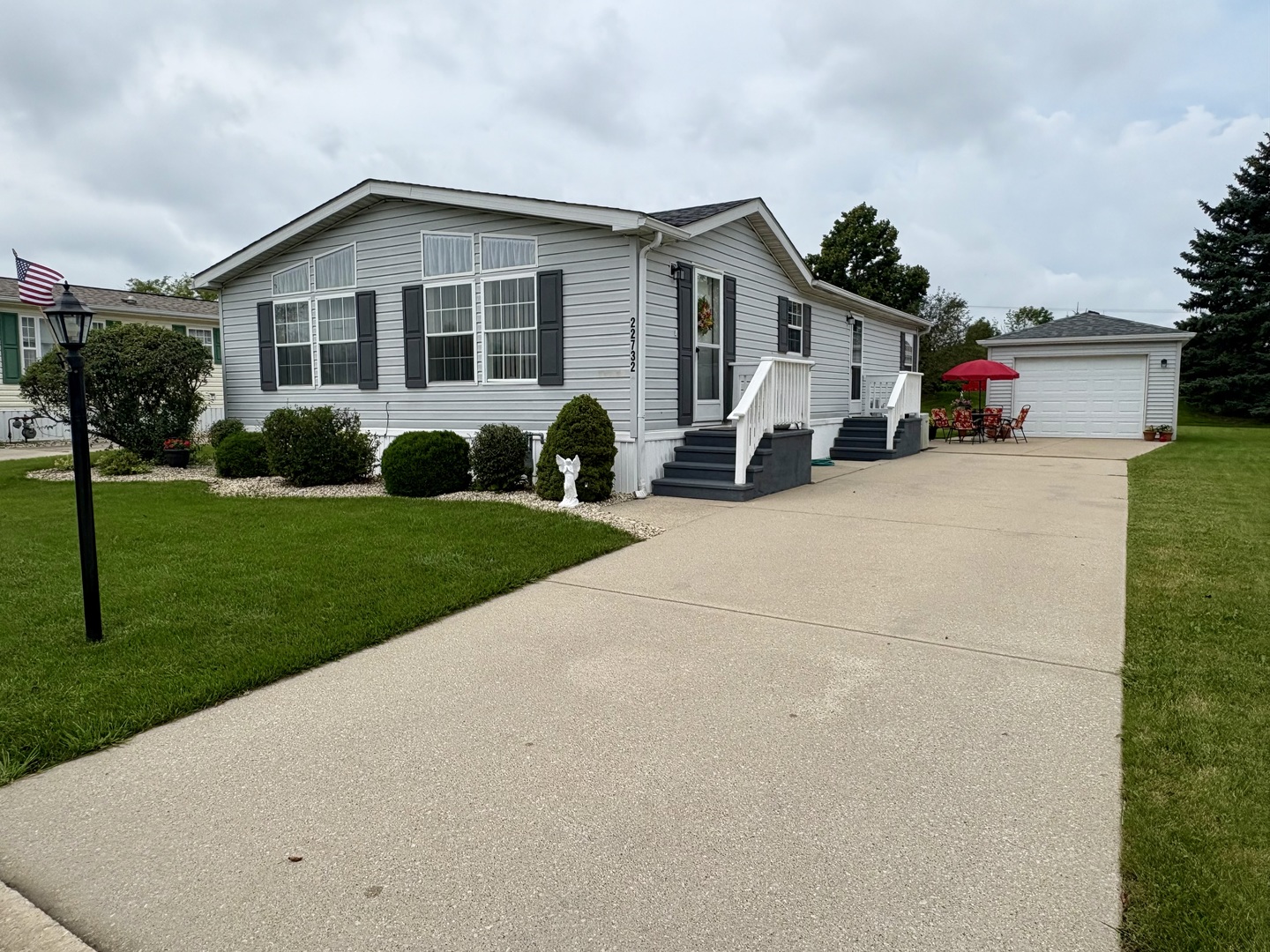 22732 Olympia Drive Property Photo 1