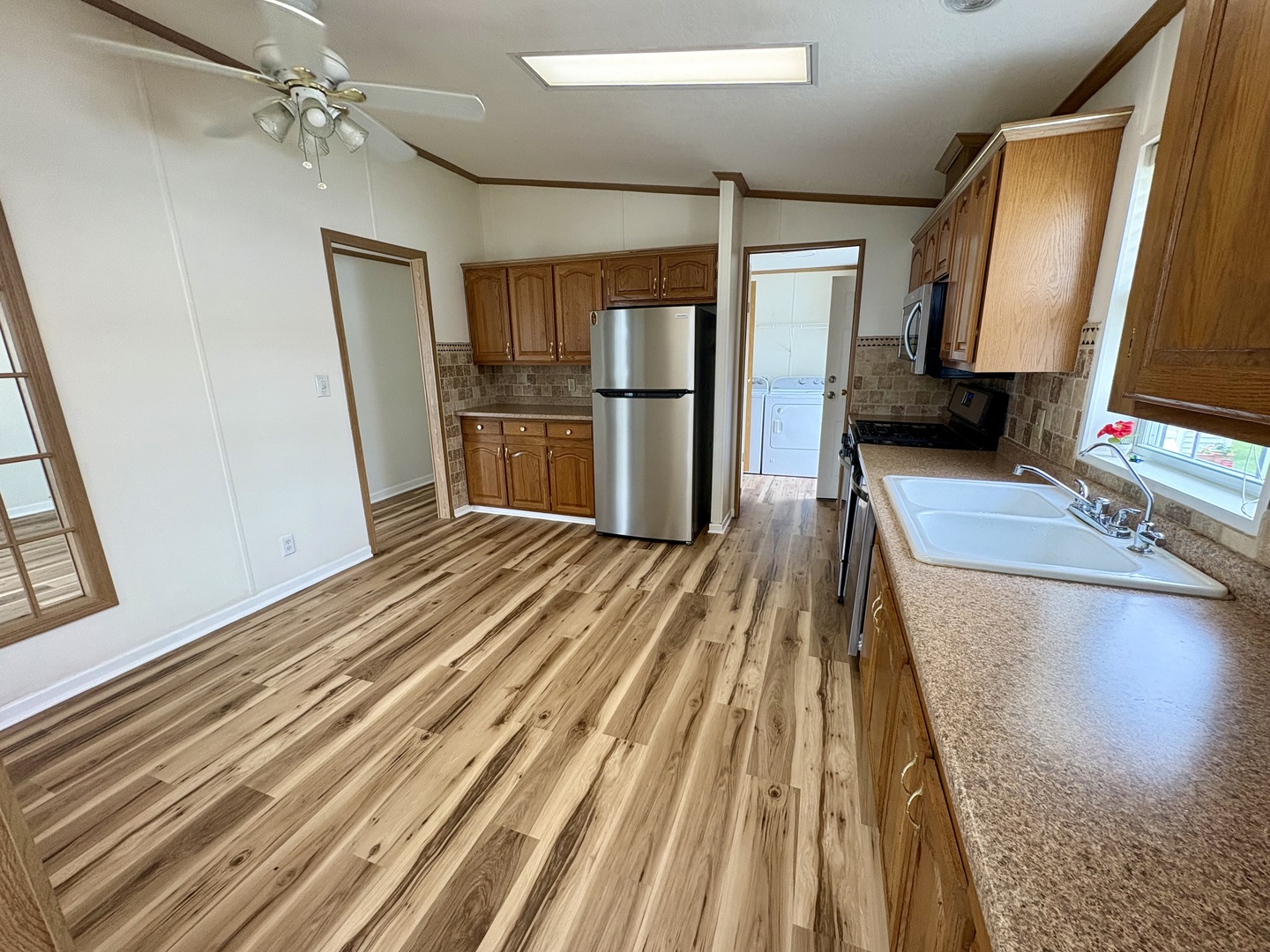 22732 Olympia Drive Property Photo 6