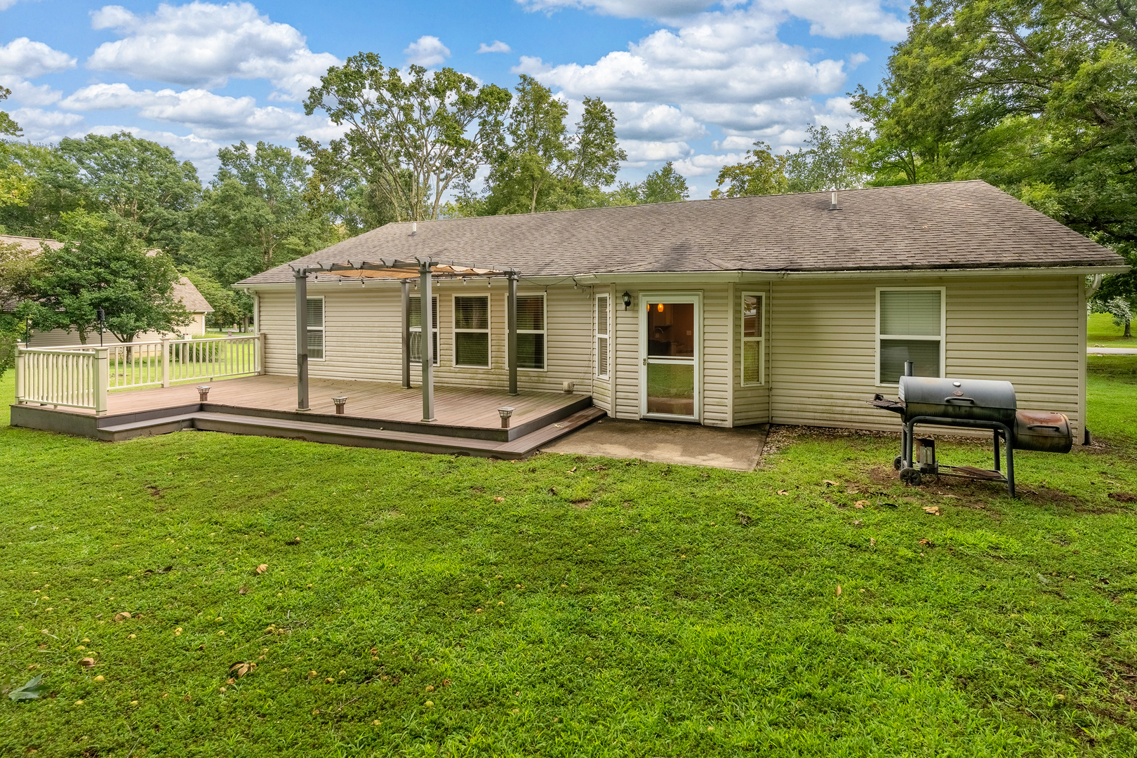 1904 Spring Garden Road Property Photo 6