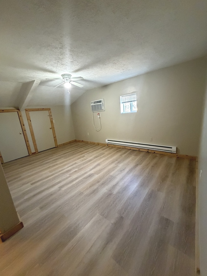 690 W Judson Street 8 Property Photo 5