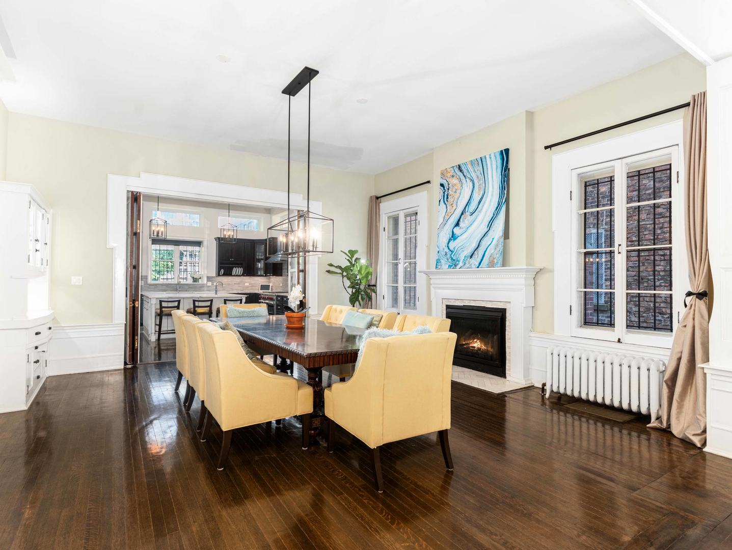 5421 S Hyde Park Boulevard Property Photo 14