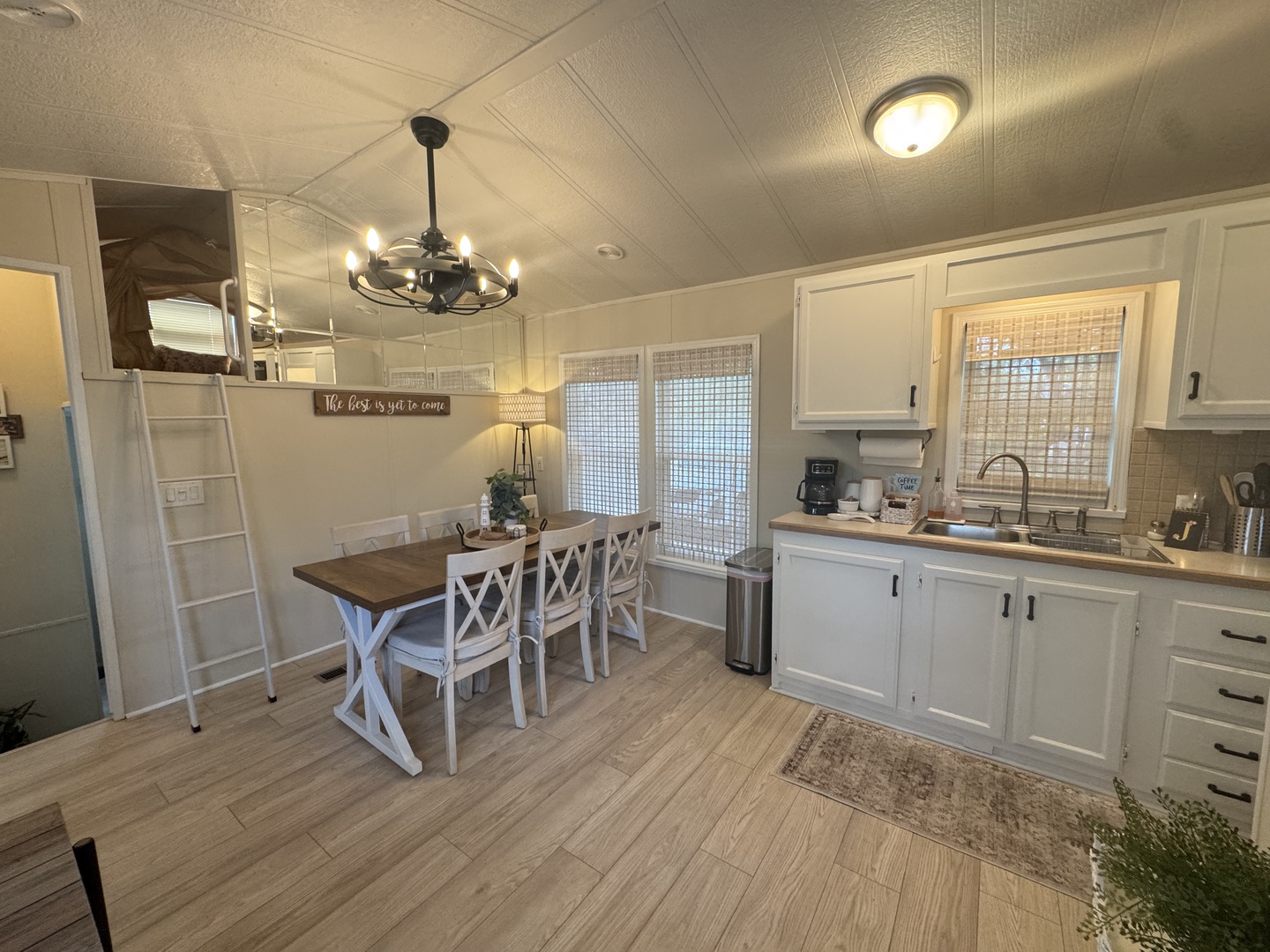 184 Eon Lane Property Photo 3