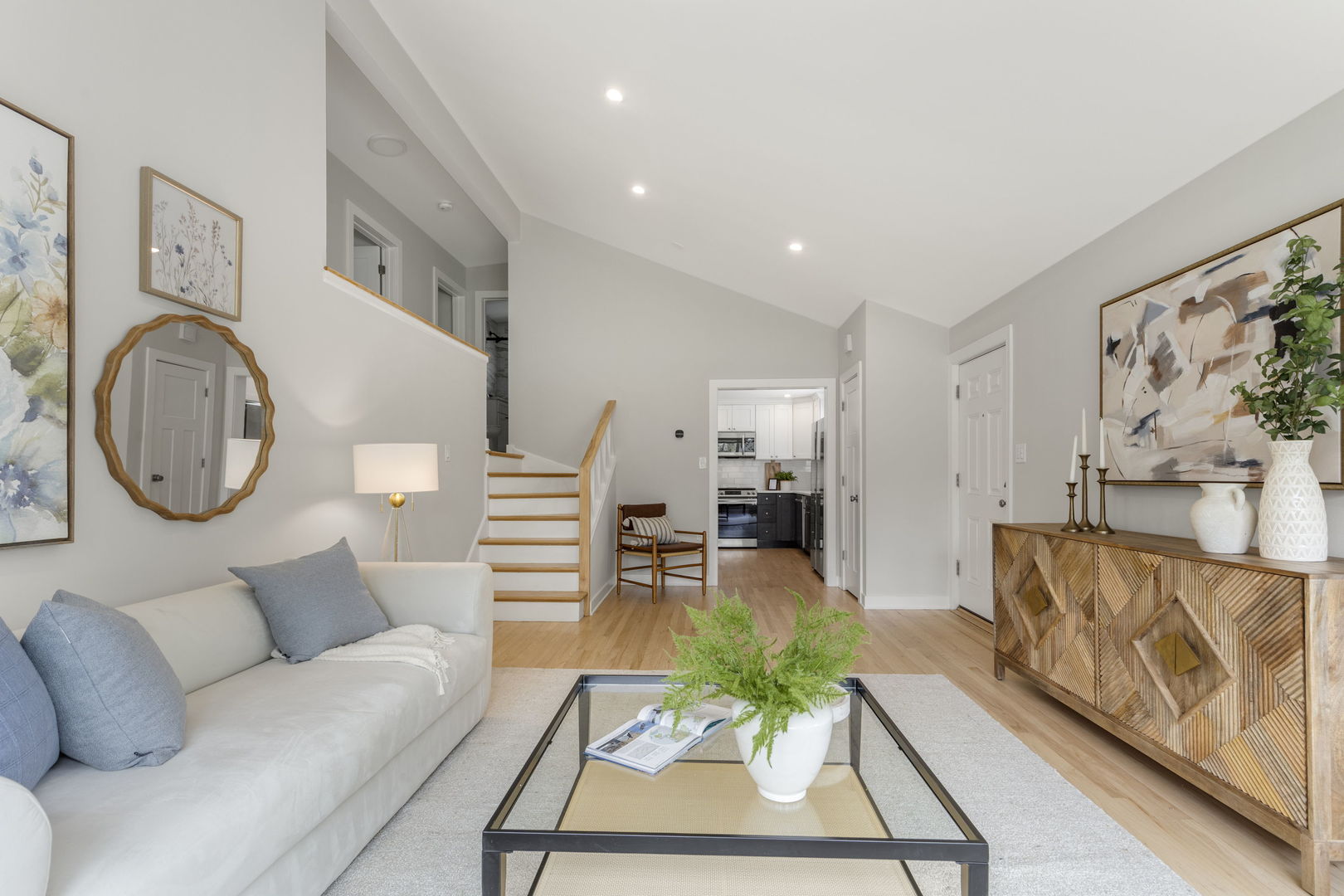 12726812 Property Photo 5